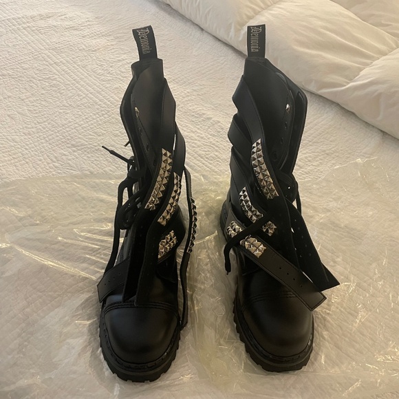 Goth-Punk Black Leather Boots by \'Demonia\'